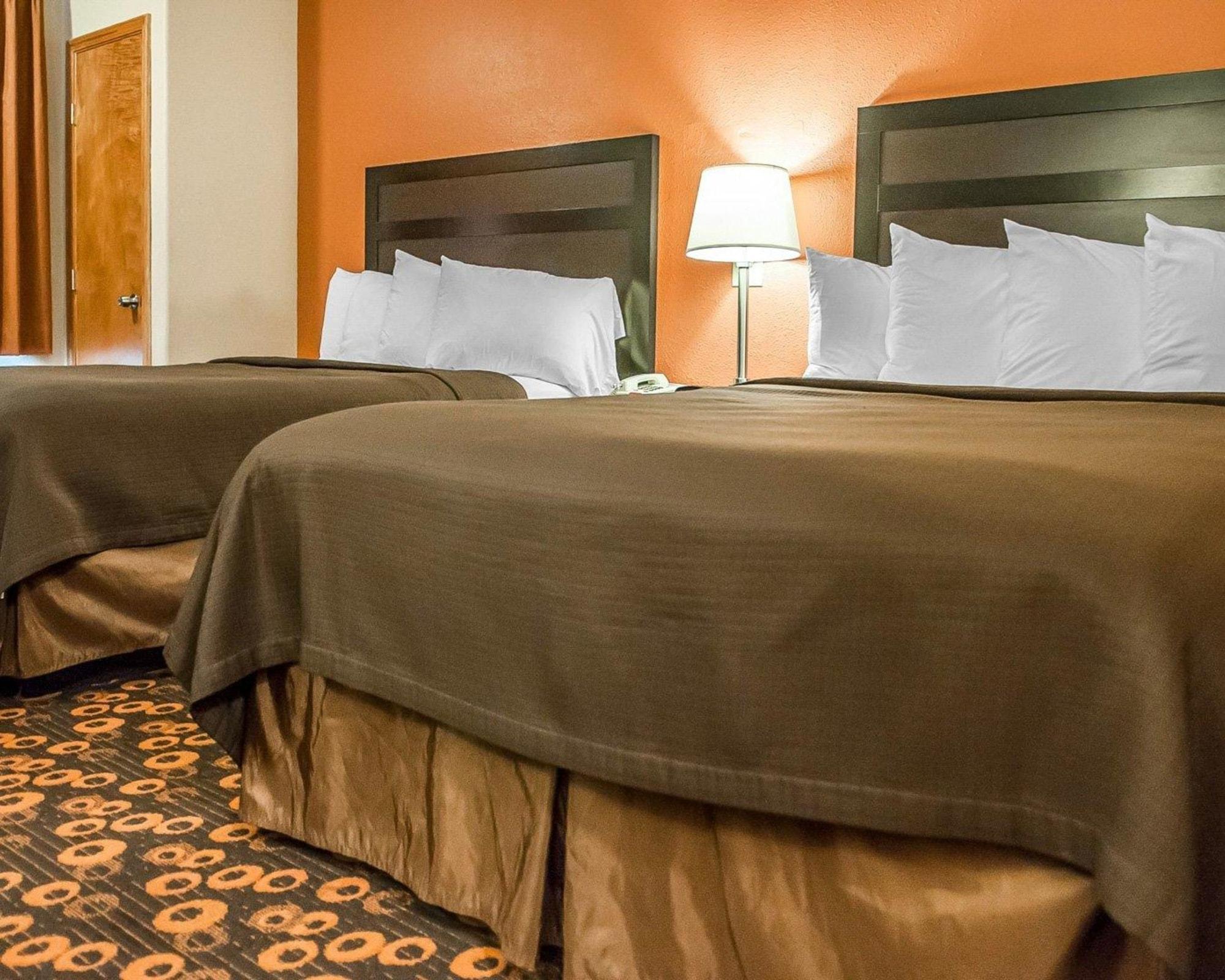 Econo Lodge Inn & Suites Санта Фе Екстериор снимка