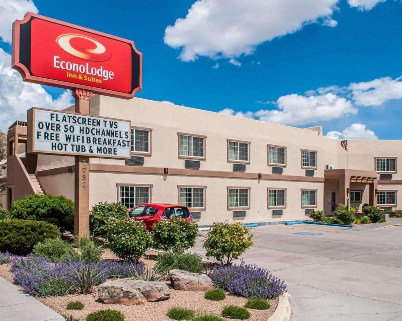 Econo Lodge Inn & Suites Санта Фе Екстериор снимка
